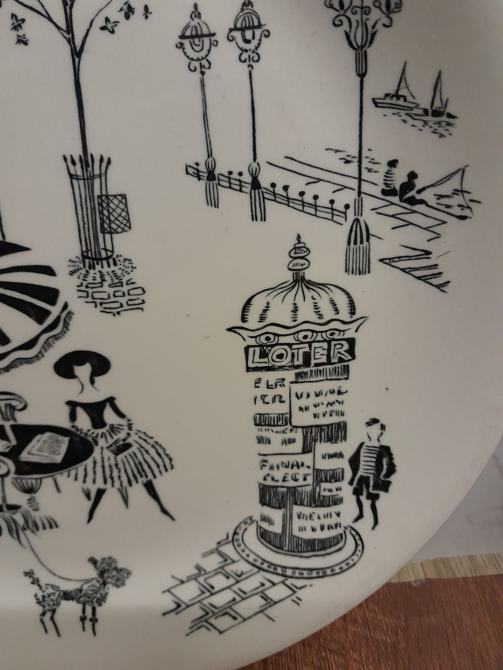 Alfred Meakin 'Parisienne' Plate 25cm